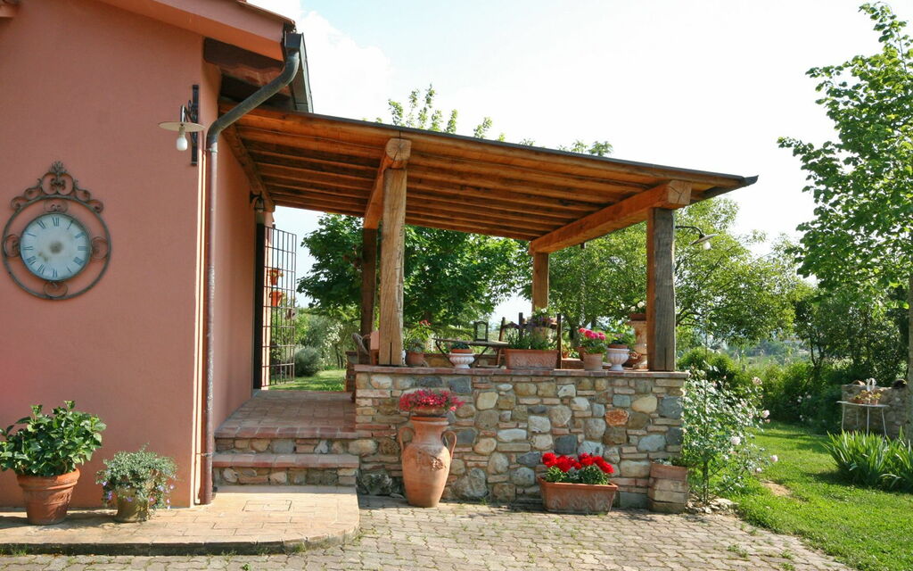 Casa Cipressi: Building Exterior