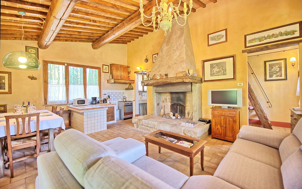 Casa Cipressi: Dining Room, Living Room
