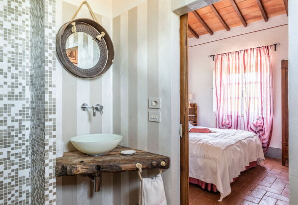 Villa Castiglione: chambre à coucher, Salle de bain