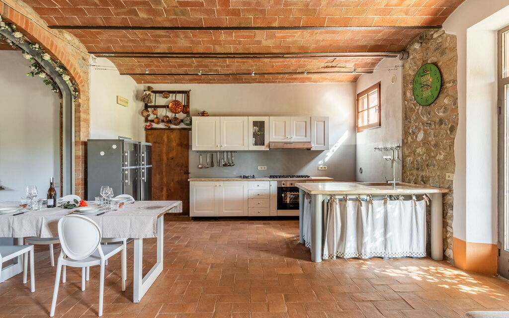 Villa Castiglione: Dining Room, Kitchen