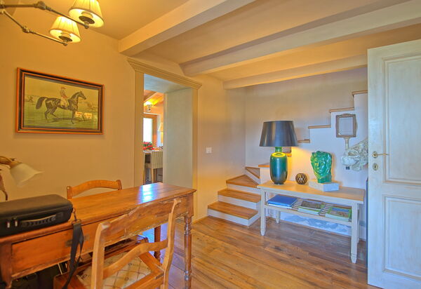 Gellino: Dining Room, Kitchen, Living Room