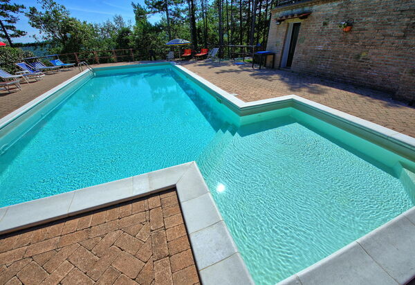 Villa Lorenzo: бассейн