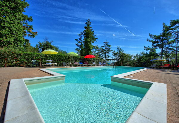 Villa Lorenzo: бассейн