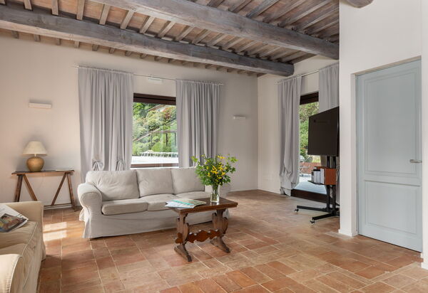 Villa Casentino: Wohnzimmer
