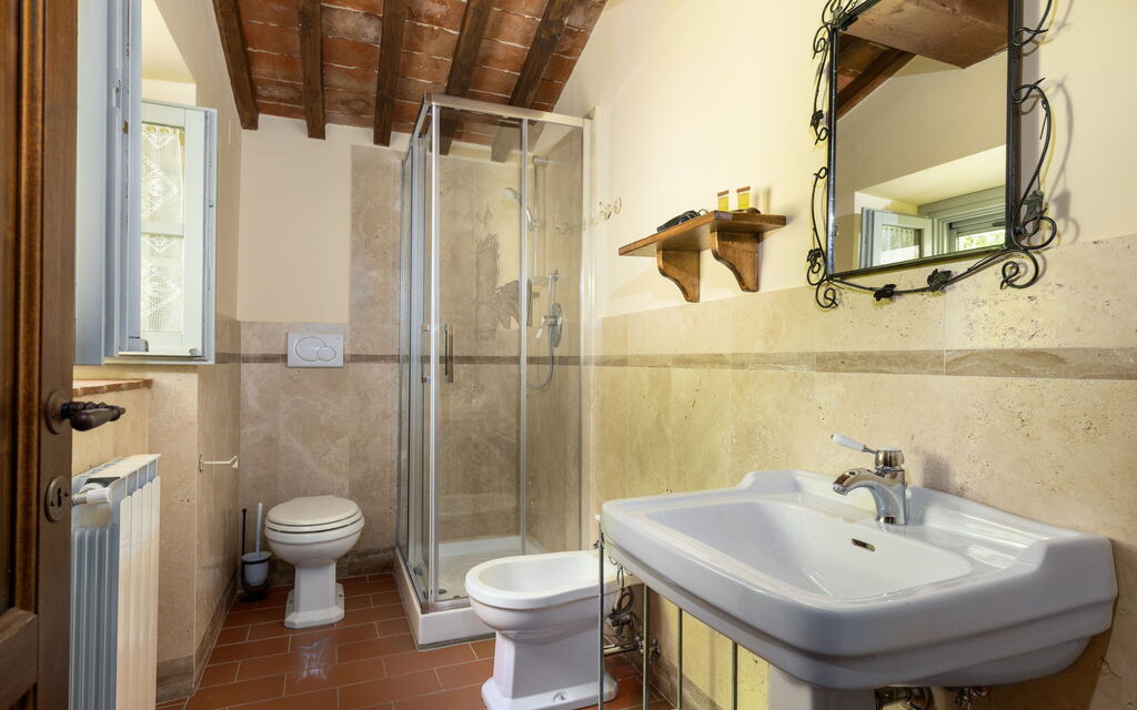 Villa Casentino: Bathroom