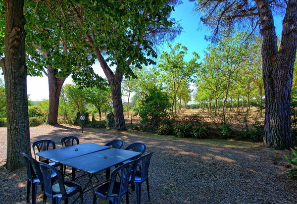 Casale Ambra: Сад