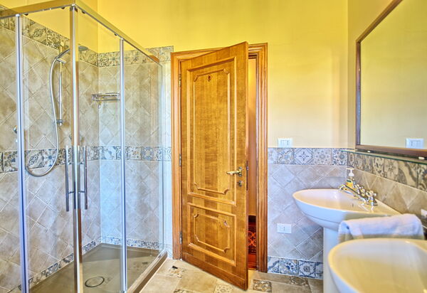 Casale Ambra: Ванная комната