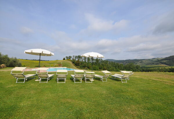 Villa Gaeta: Garden, Pool
