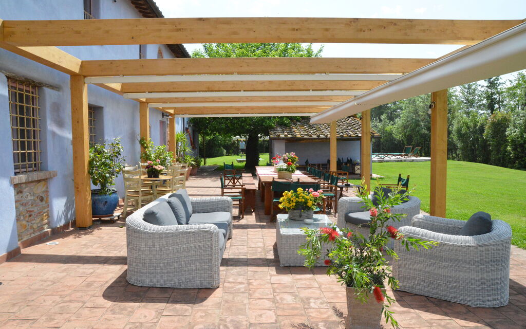 Villa Marginone: Balcony / Terrace / Patio, Building Exterior, Garden, Outdoor