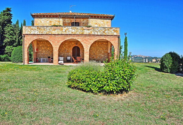 Vittoriana: Сад, Экстерьеры