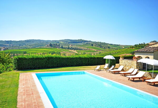 Tenuta: бассейн