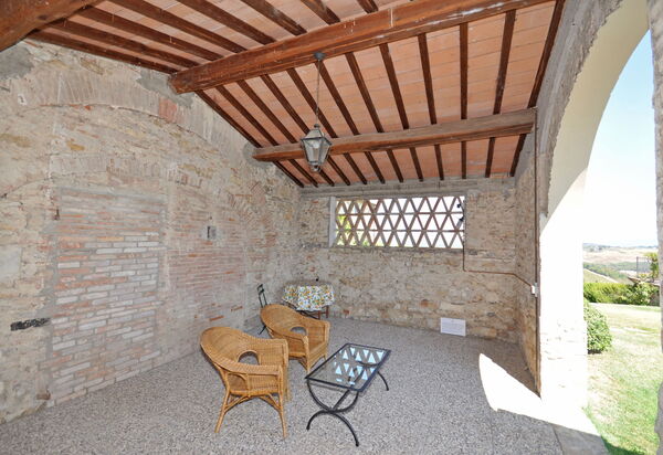 Tenuta: Открытый