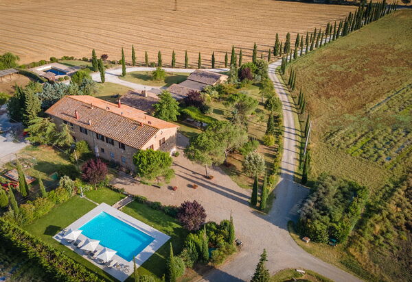 Villa Cassia: бассейн, Взгляды