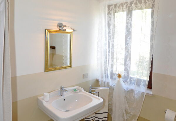 Villa Cassia: Ванная комната