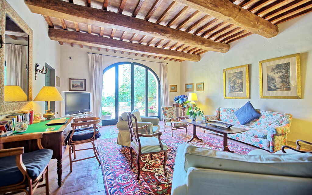 San Carlo: Living Room