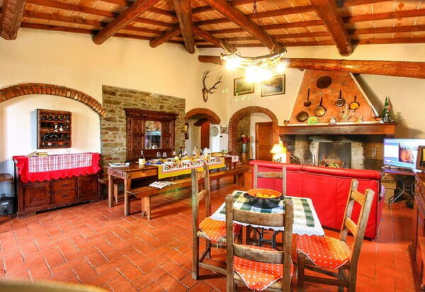 Civitella: Гостиная, Столовая