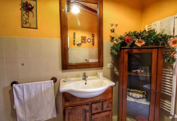 Civitella: Ванная комната