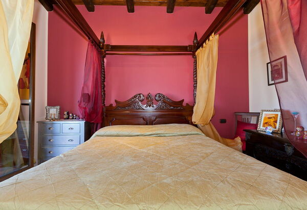 Villa Oasi: Спальня