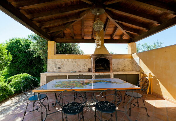 Villa Oasi: Открытый