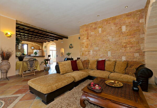 Villa Oasi: Гостиная