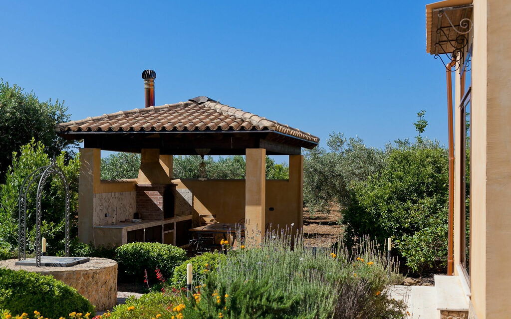 Villa Oasi: Garden