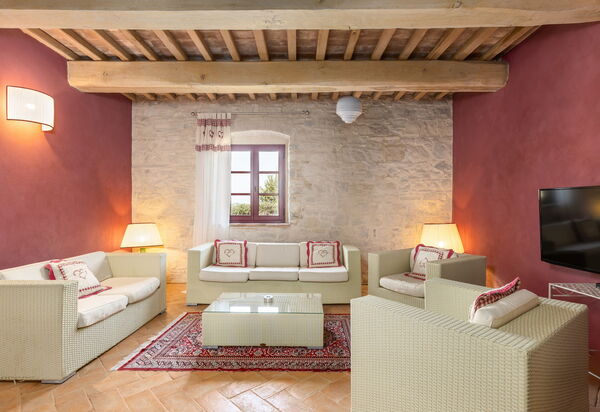 Villa Ferdinando: Living Room