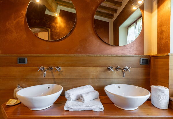 Villa Ferdinando: Bathroom