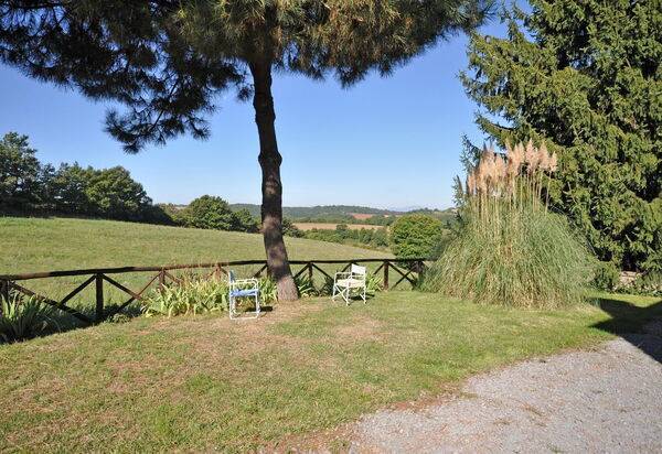 Ginestrella: Открытый, Сад