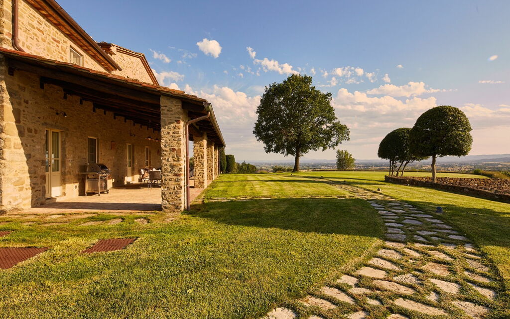 Villa Agazzi: all'aperto, Esterni, Giardino