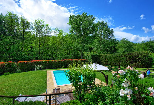 Casa Ovile: бассейн, Открытый, Сад