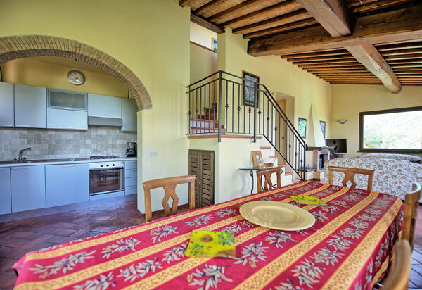 Villa Ulivi: Esszimmer, Küche