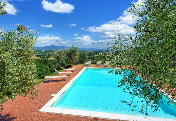 Villa Ulivi: Schwimmbad