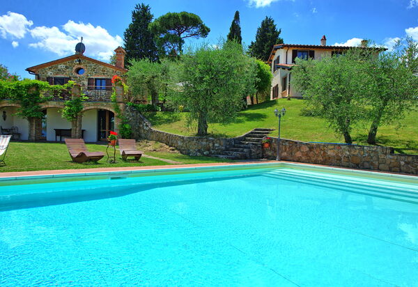 Villa Ulivi: Außen, Schwimmbad, Sommer
