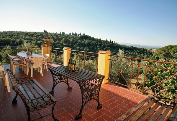 Villa Gloria: Draussen