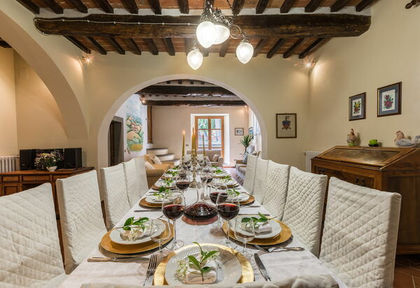 Palazzo Rosadi: Столовая