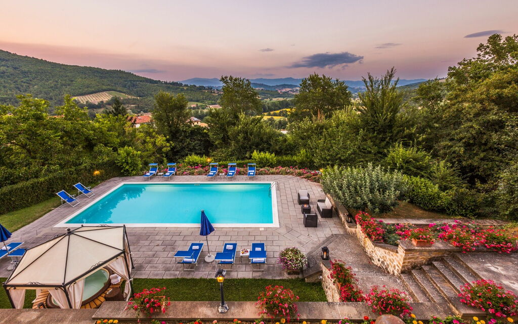 Palazzo Rosadi: Outdoor, Pool