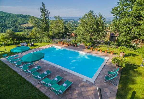 Torre Del Cielo: бассейн, Сад