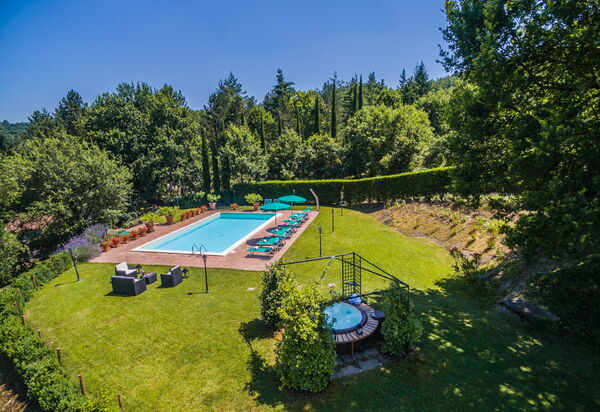 Torre Del Cielo: бассейн, Сад