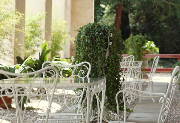 Ca' Marcello: A large terrace is just in front of the entrance door, ideal place for sunset dinners. WI-Fi Internet acces is available inside and outside the house, free of charge