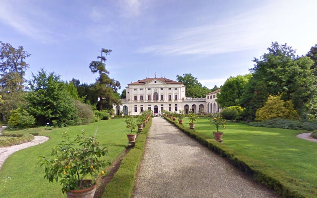 Ca' Marcello: Utomhus