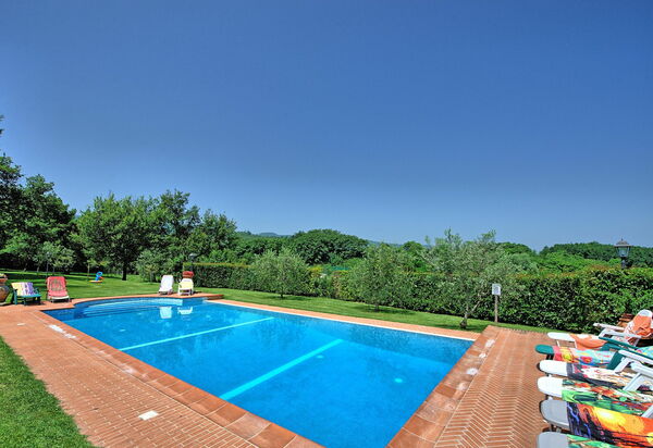 Villa Poggetta: бассейн