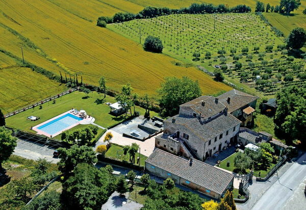 Villa Giare: Взгляды