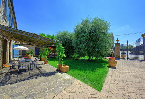 Villa Giare: Открытый, Сад