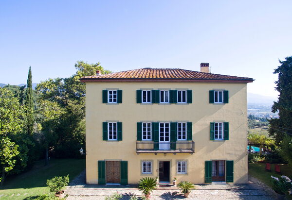 Villa Pedone: Extérieur, Extérieurs