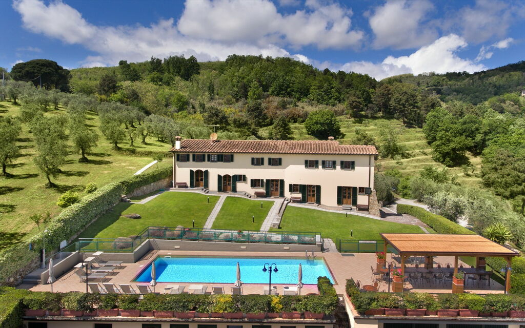 Villa Le Ferrette: Giardino, Piscina