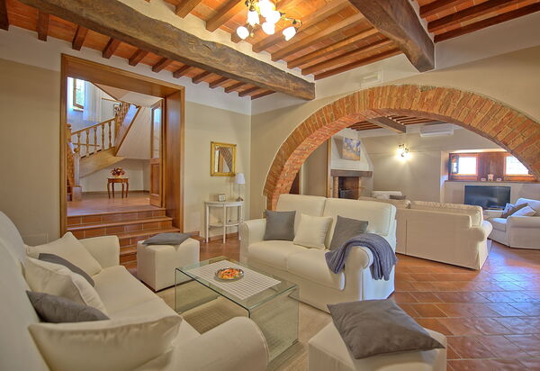 Villa Crispinino: Woonkamer