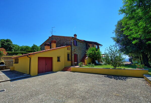 Villa Crispinino: Buitenshuis, Tuin