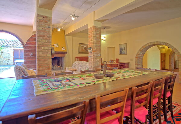 Cerretalta: Гостиная, Столовая