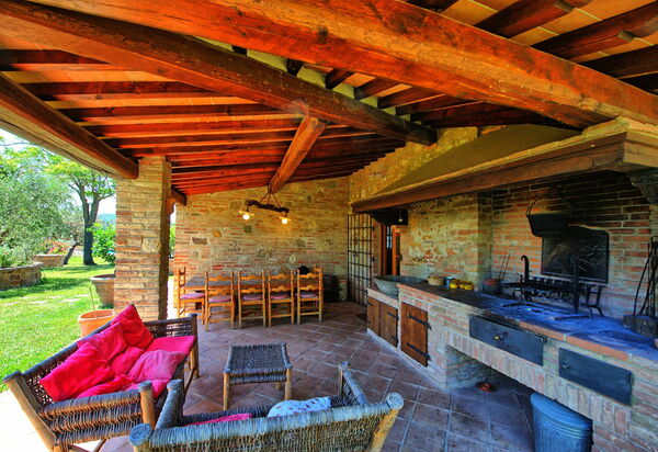 Villa Corolle: Draussen