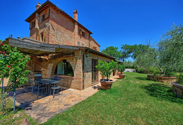 Villa Corolle: Außen, Garten